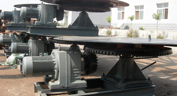 新闻图片 01圆盘给料机.jpg